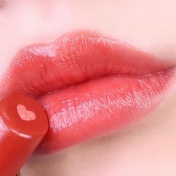 NEW Too Faced Too Femme Heart Core Lipstick Shade: Burnin Up - Picture 3 of 4